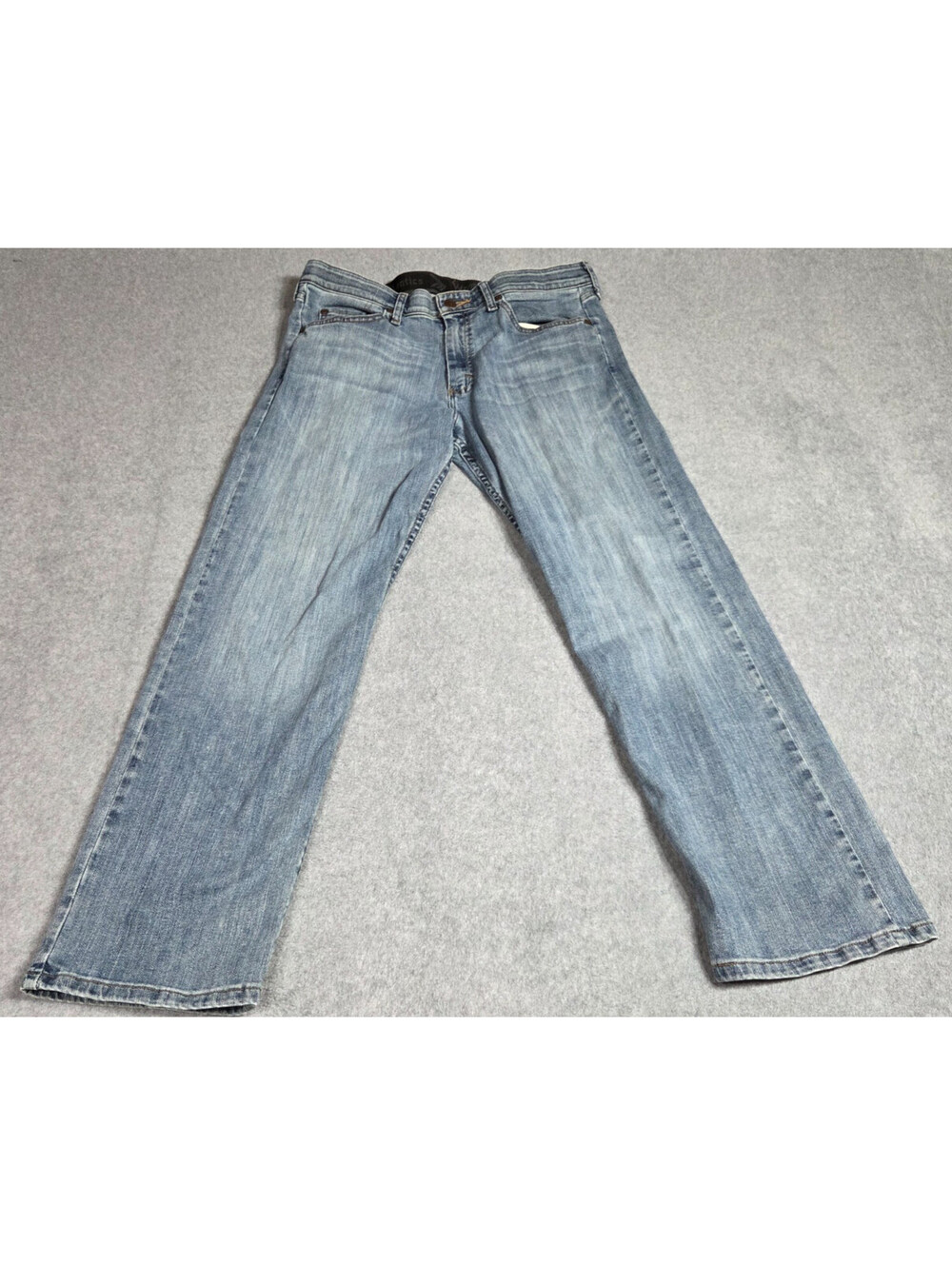 Wrangler Authentics Men's 32x29 ZM1CSSE Regular Fit Straight Leg Blue Stretch